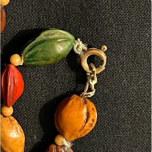 Vintage Painted Nut Necklace - Picture 5 of 10